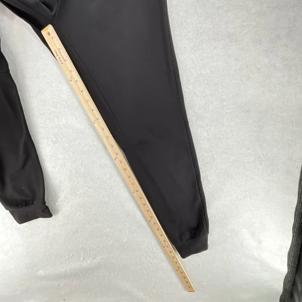 Lululemon‎ Men”s Intent 30” Jogger Black Small